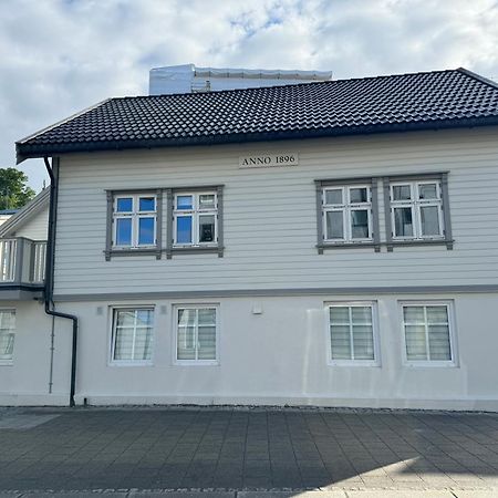 דירות Charming House In The Harbour Of Jørpeland מראה חיצוני תמונה